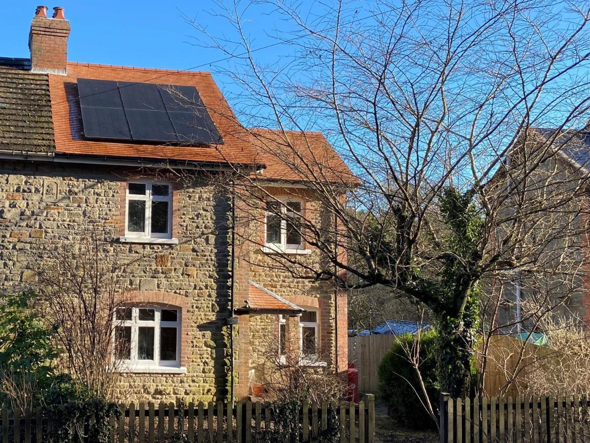 Willow Cottage Longney Exterior photo