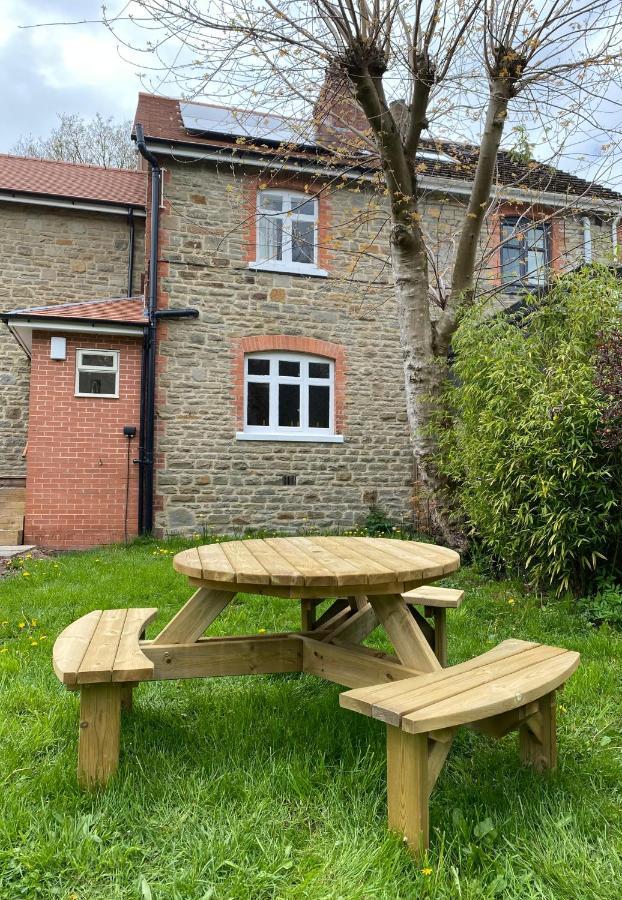 Willow Cottage Longney Exterior photo